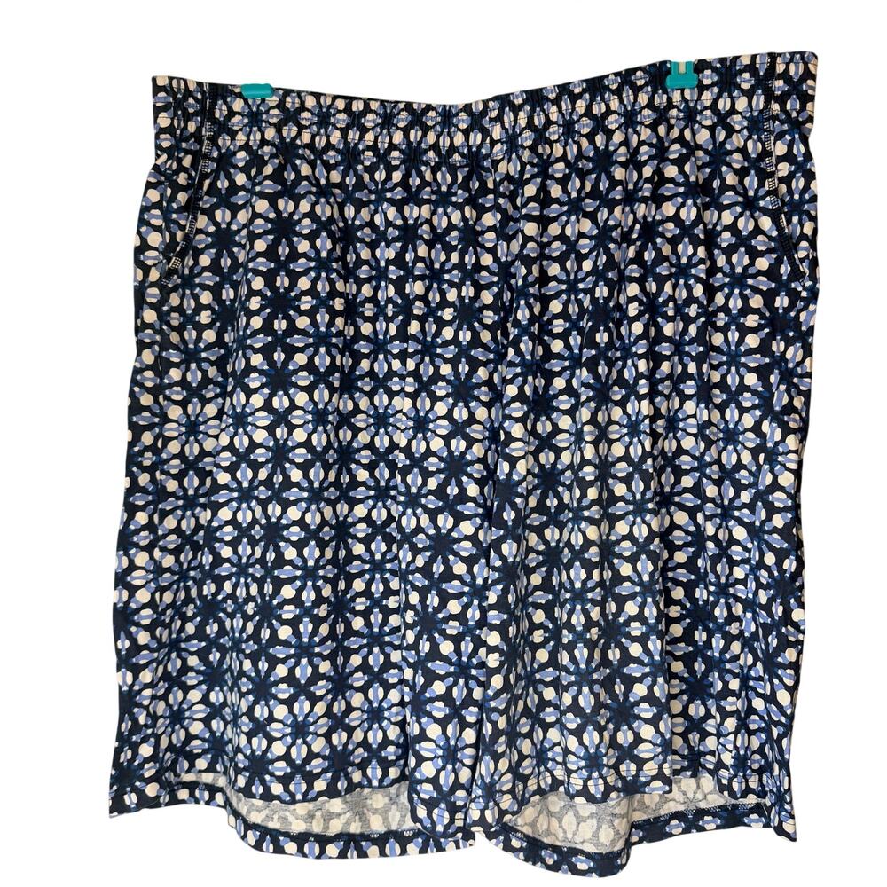 Woman Within Shorts Blue and White Print Size 3X (30/32)